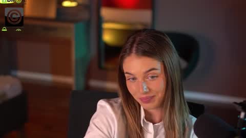 Snapshot of raisadoll chatting on September 22, 6:12 pm Raisa online show from September 22, 6:12 pm