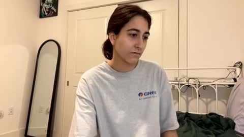 Ray Ray online show from December 19, 3:51 am