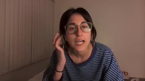 Ray Ray online show from February 26, 4:38 am