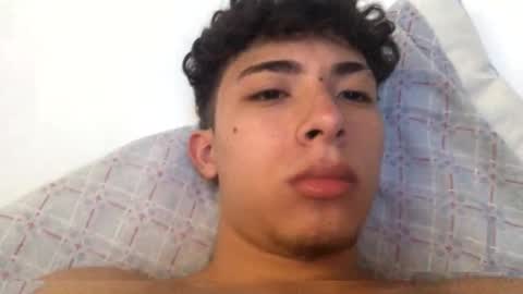 ramiroo2312 online show from February 23, 7:38 pm