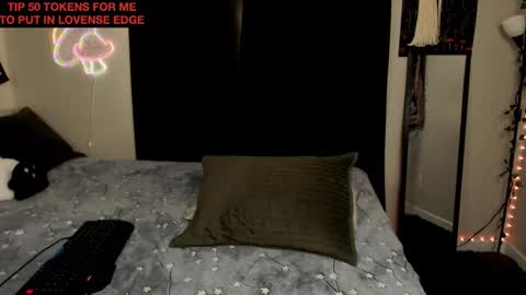 Snapshot of randyroderick chatting on October 21, 10:57 pm Randy Rod online show from October 21, 10:57 pm