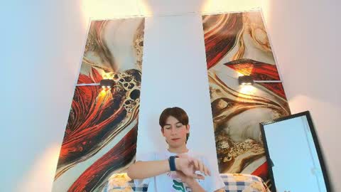 raphael_nyon1 online show from May 6, 4:18 am