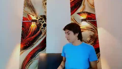 raphael_nyon1 online show from June 16, 3:43 am