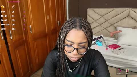 Raquel online show from October 24, 12:17 pm