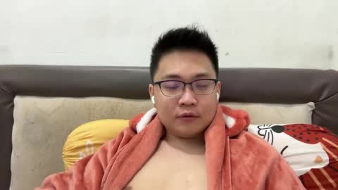 randomnaut online show from March 7, 7:27 pm