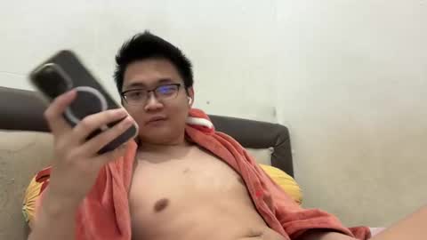 randomnaut online show from November 18, 7:17 pm