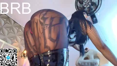   online show from December 14, 11:49 am