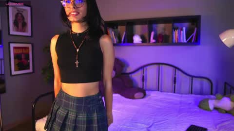 raven_bliss online show from May 23, 2:35 pm