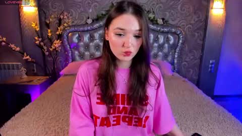 Raven online show from June 22, 1:40 pm