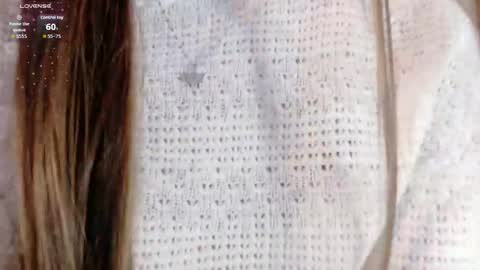 Isaindepent model online show from April 11, 6:07 am