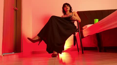   online show from June 10, 12:04 pm