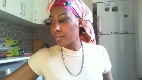 ravenbby online show from April 14, 7:55 am