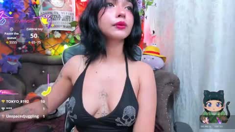 RavenN  online show from June 3, 11:46 am
