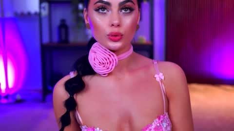 Lav online show from January 7, 7:30 pm