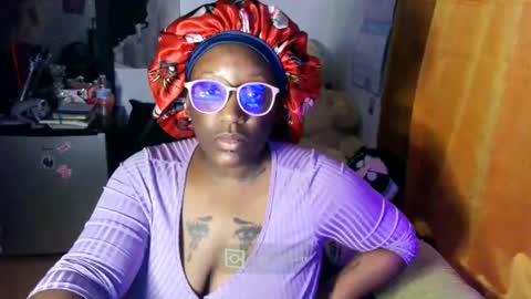 ravenous_rabbii online show from March 14, 1:09 am