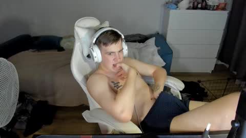 Ray online show from October 13, 8:44 pm