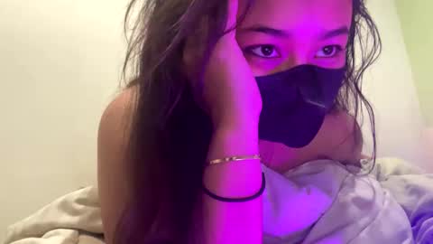 Devil Couple online show from February 28, 7:40 pm