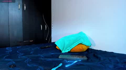 Rayn online show from March 2, 3:05 pm