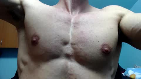 Snapshot of razorramon13 chatting on October 4, 7:44 pm razorramon13 online show from October 4, 7:44 pm