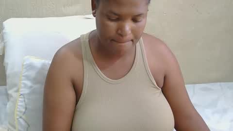RealAmazingBoobs online show from February 25, 4:25 pm