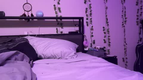 Preston  Stella online show from January 18, 4:59 am