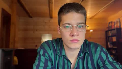 AliceEve online show from October 23, 6:31 pm