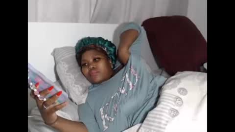 REAL1SWEETHEART online show from September 12, 7:10 am