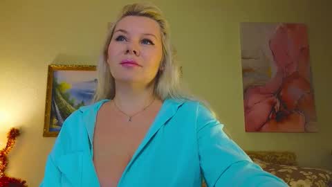 Im a little sick. Ill be back soon. online show from January 17, 3:32 pm