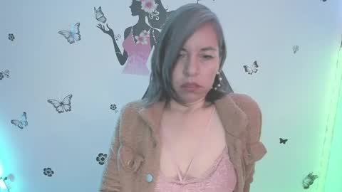 Rebbeca online show from June 7, 12:10 pm