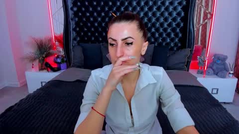 rebecca_diamonds online show from March 25, 7:15 am