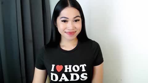 its me asian rebecca online show from January 31, 7:11 pm