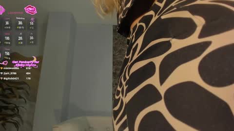 Rebe online show from April 5, 9:56 pm