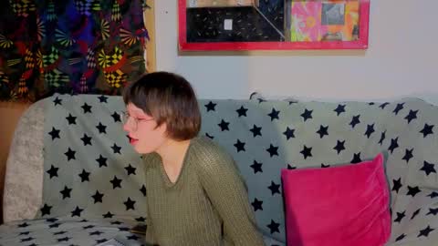 Snapshot of reborn_elf chatting on October 20, 7:30 pm Lara online show from October 20, 7:30 pm