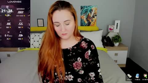 Lessy Fox online show from February 24, 2:40 am