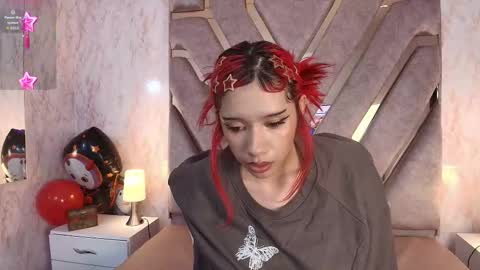 red_pandaa online show from November 2, 3:28 am