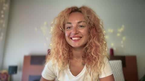 Emily online show from June 27, 7:14 am