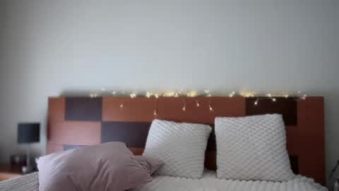 Emily online show from June 15, 7:44 am