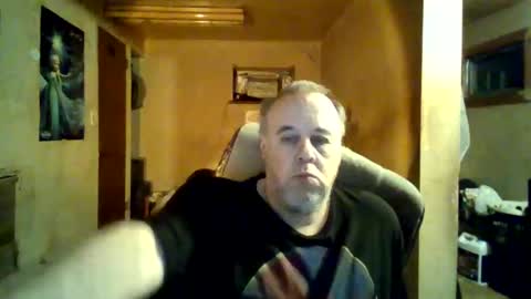 reddragon1195 online show from December 25, 2:57 am