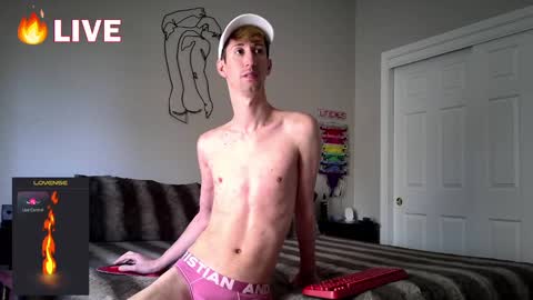 Red online show from February 15, 8:01 pm