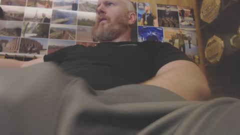 theredhead4fun online show from July 7, 3:30 am