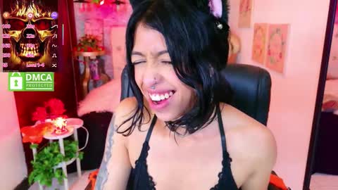 Lili Lopez online show from October 1, 8:41 pm