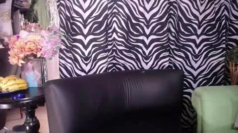 MIA online show from November 8, 6:33 pm