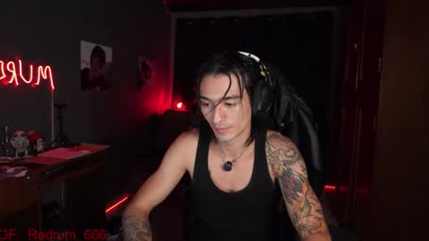 Red online show from March 25, 2:46 pm