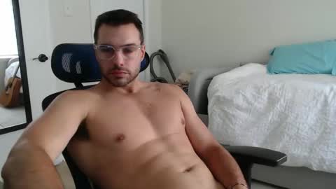 redstar461163 online show from May 31, 8:32 pm