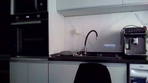 Reed-velvet online show from February 16, 6:00 am