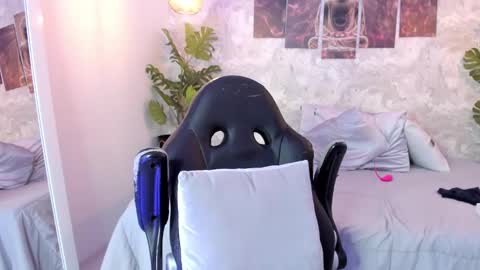 Regan online show from February 19, 1:08 am