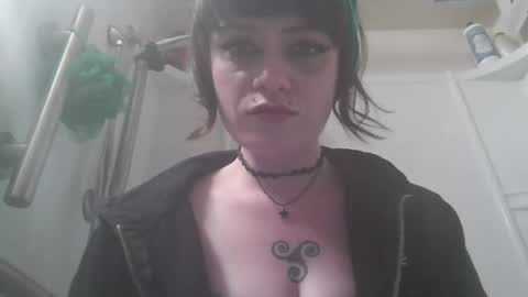 Rhegan Mallory Knox online show from May 17, 1:37 am