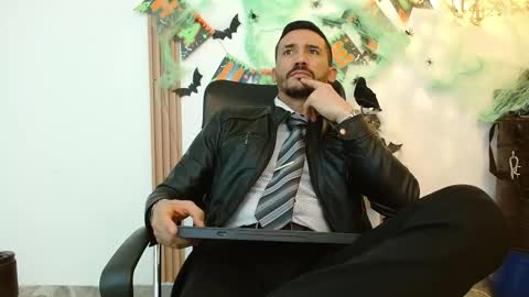   REIKO  online show from October 20, 7:08 pm