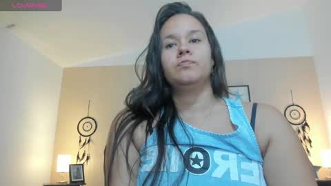 reina_loren online show from September 9, 11:05 pm