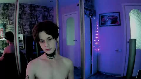 Snapshot of remitrash chatting on September 11, 7:31 am RemiTrash online show from September 11, 7:31 am